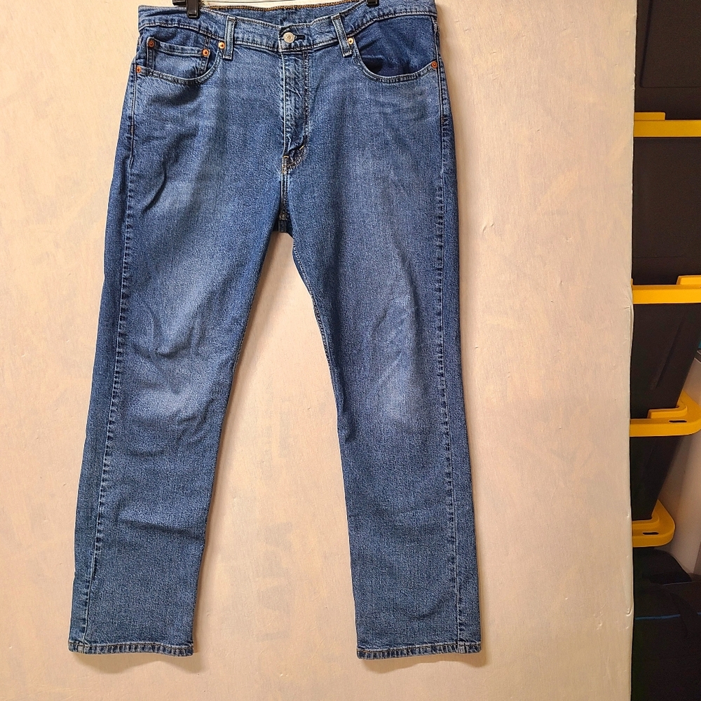 Men's Levi 514 Jeans Actul Size 37x29 Zipper Fly Denim Jeans Medium Blue